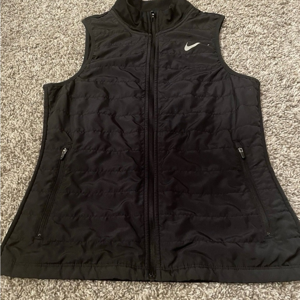 Nike Running Women's Size Small Black Therma-Fit Synthetic Fill Full Zip Vest